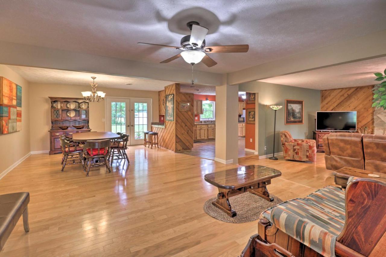 Hendersonville Home With Fire Pit 5 Mi To Downtown! Exterior foto