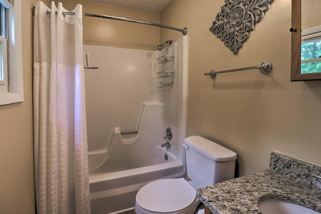 Hendersonville Home With Fire Pit 5 Mi To Downtown! Exterior foto