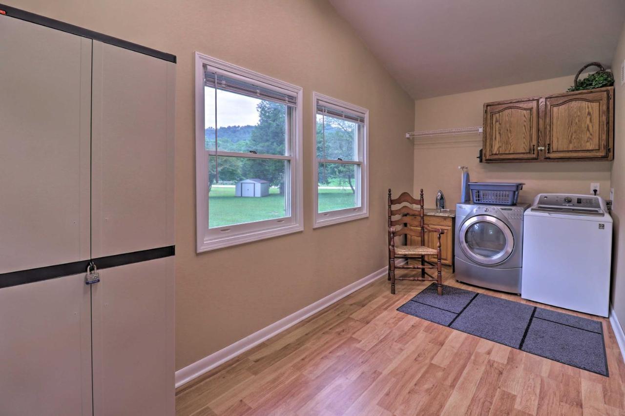 Hendersonville Home With Fire Pit 5 Mi To Downtown! Exterior foto